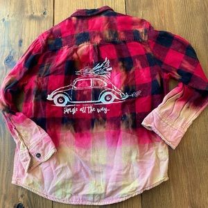 Bleached handmade flannel ^Jingle all the way^ logo on back. GUC Size 7-8